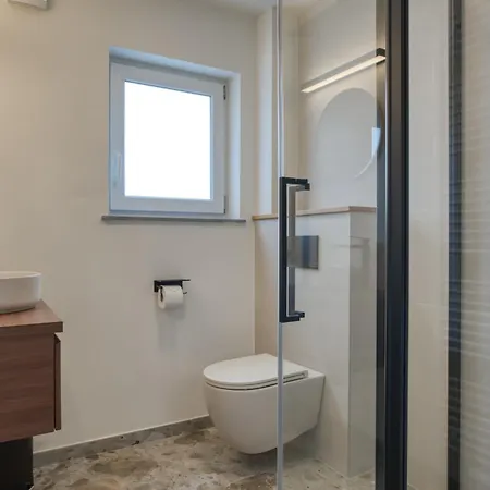 Imabel - Pour 14 Personnes Avec Sauna Et Jacuzzi Malmedy