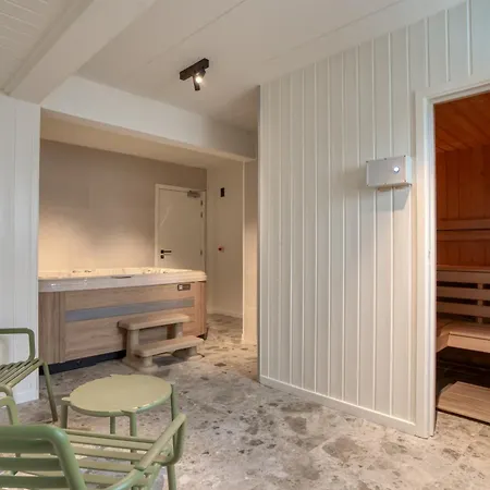 Imabel - Pour 14 Personnes Avec Sauna Et Jacuzzi Holiday home Malmedy